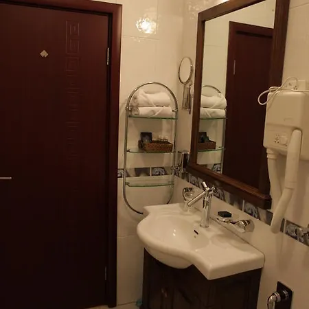 Apartment Residence Apartments *