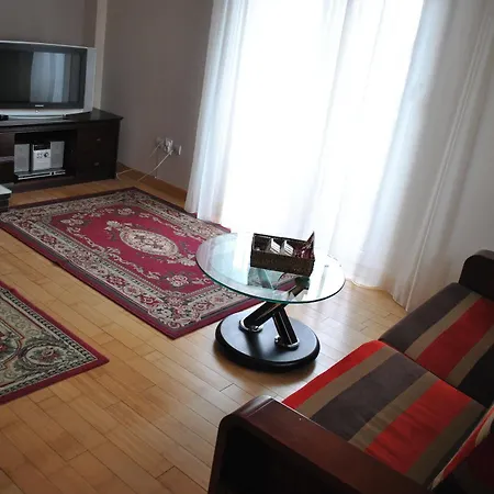 Apartment Residence Apartments *