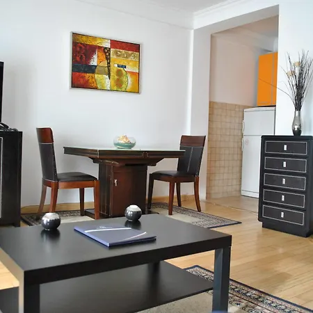Residence Apartments *